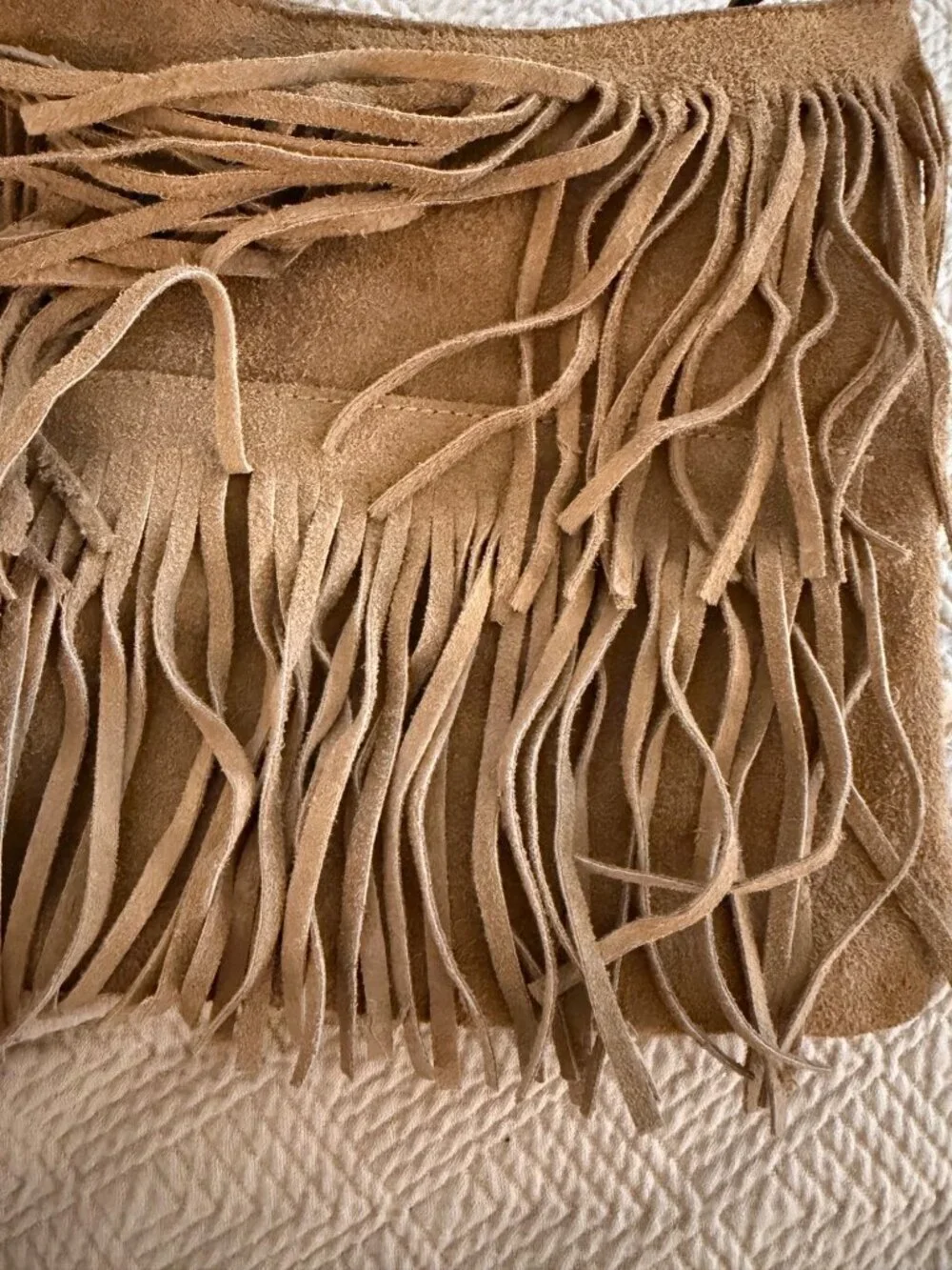 Suede Fringe Womens Crossbody Zipper Hobo-style Adjustable Bag Tan Boho Western